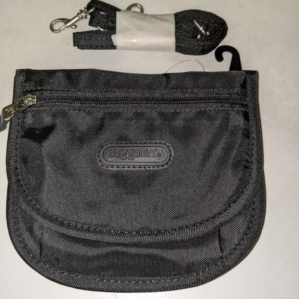 Baggallini Teenee Bagg--NWT Crossbody